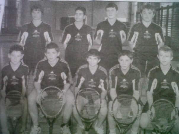 Tom Richards in STP-winning team in Welsh Cup (back row, 3rd left)